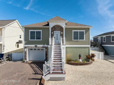 Thumbnail 62