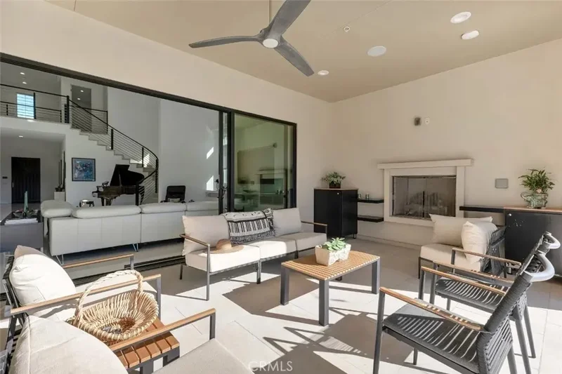 19858 Longhorn Drive, Los Angeles, California, United States. - Photo 42
