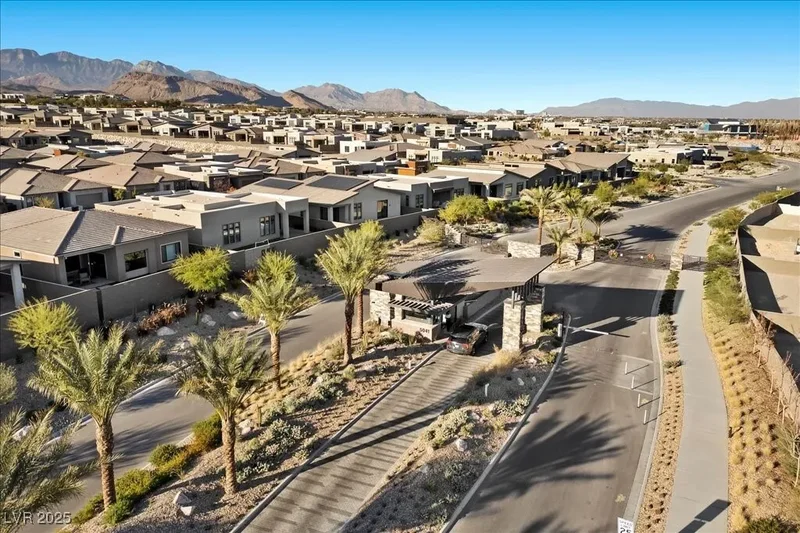 4829 Shady Ridge Drive, Las Vegas, Nevada, United States. - Photo 92