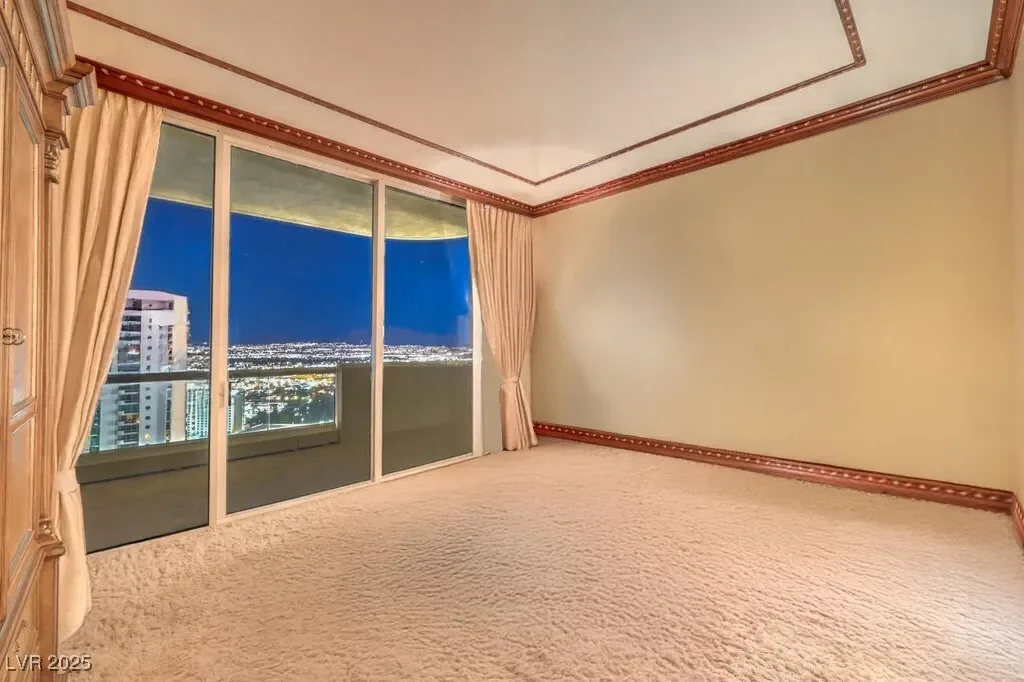 2877 Paradise Road 3302, Las Vegas, Nevada, United States. - Photo 37