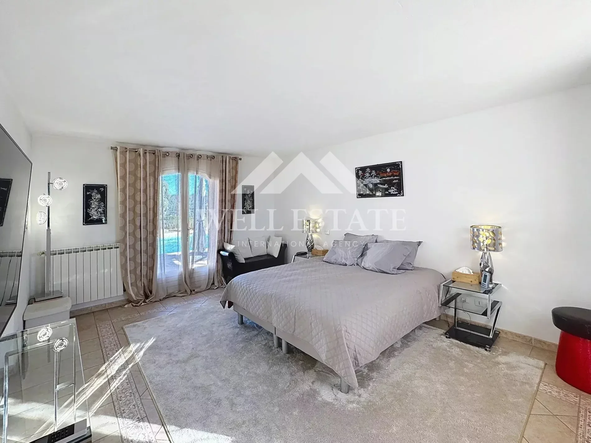 Gallery photo 3