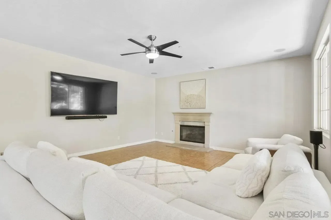 2957 Ranch Gate Rd, Chula Vista, California, United States. - Photo 12