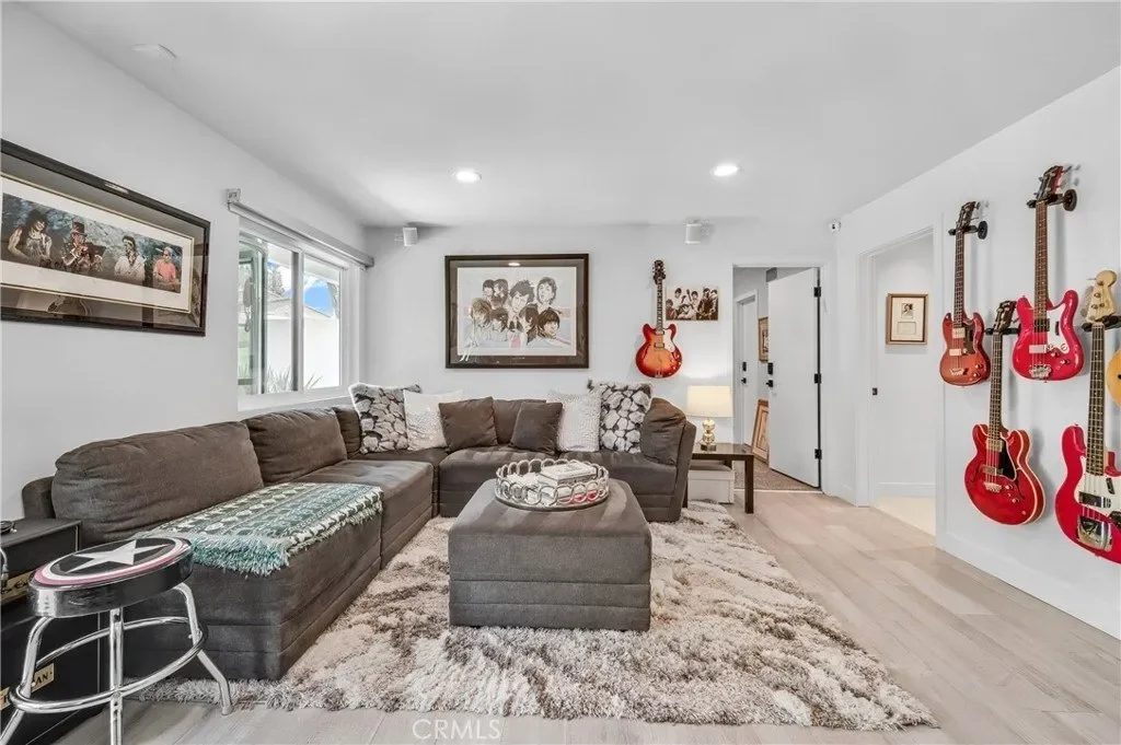 4520 Park Cordero, Calabasas, CA, 91302, USA, Hidden Hills, California, United States. - Photo 18