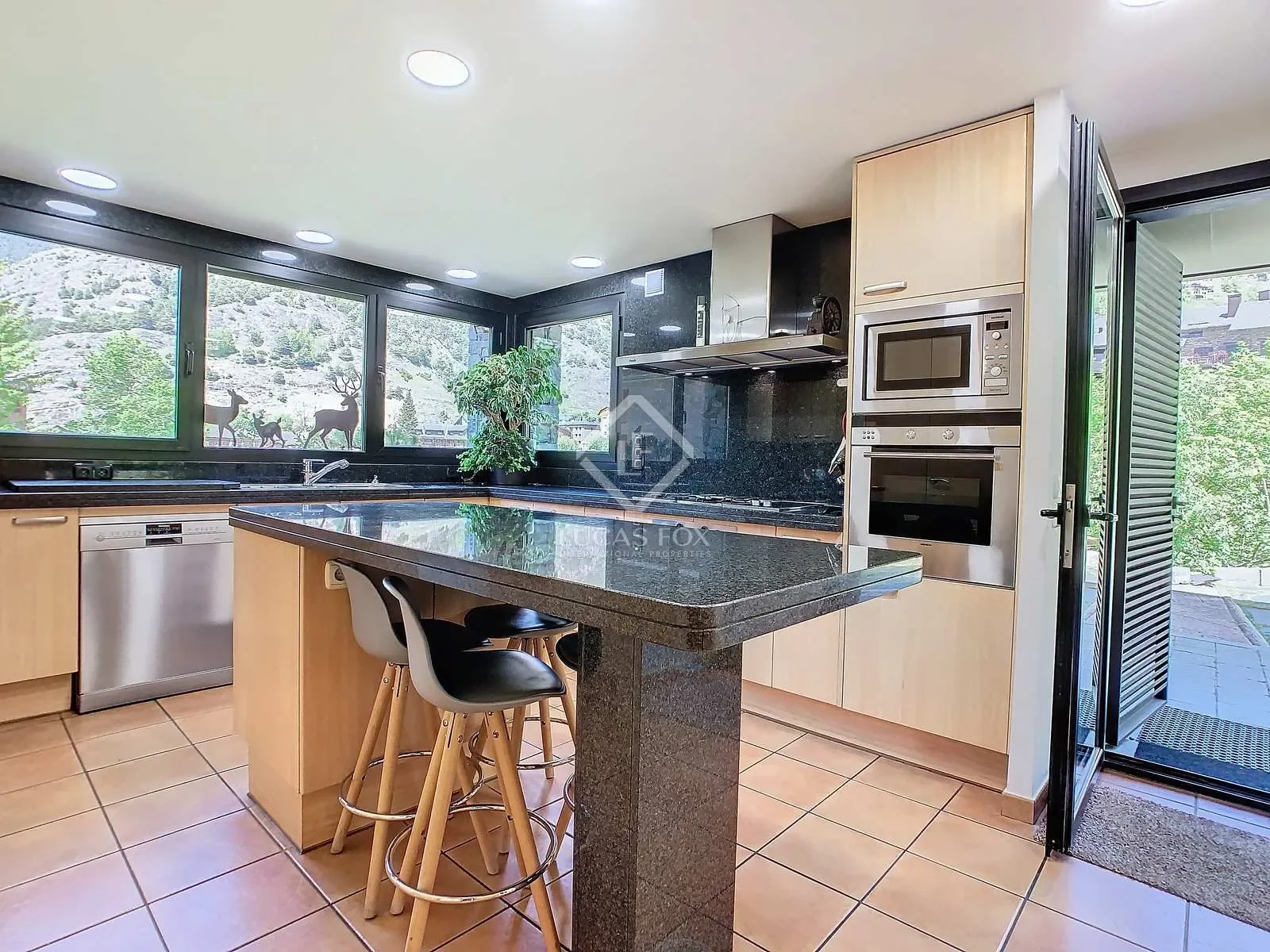 Property photo 9