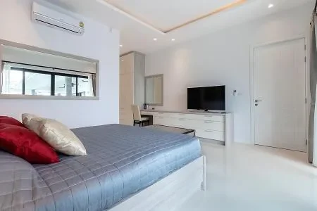 Prachuap Khiri Khan,, Prachuap Khiri Khan, Prachuap Khiri Khan, Thailand. - Photo 25