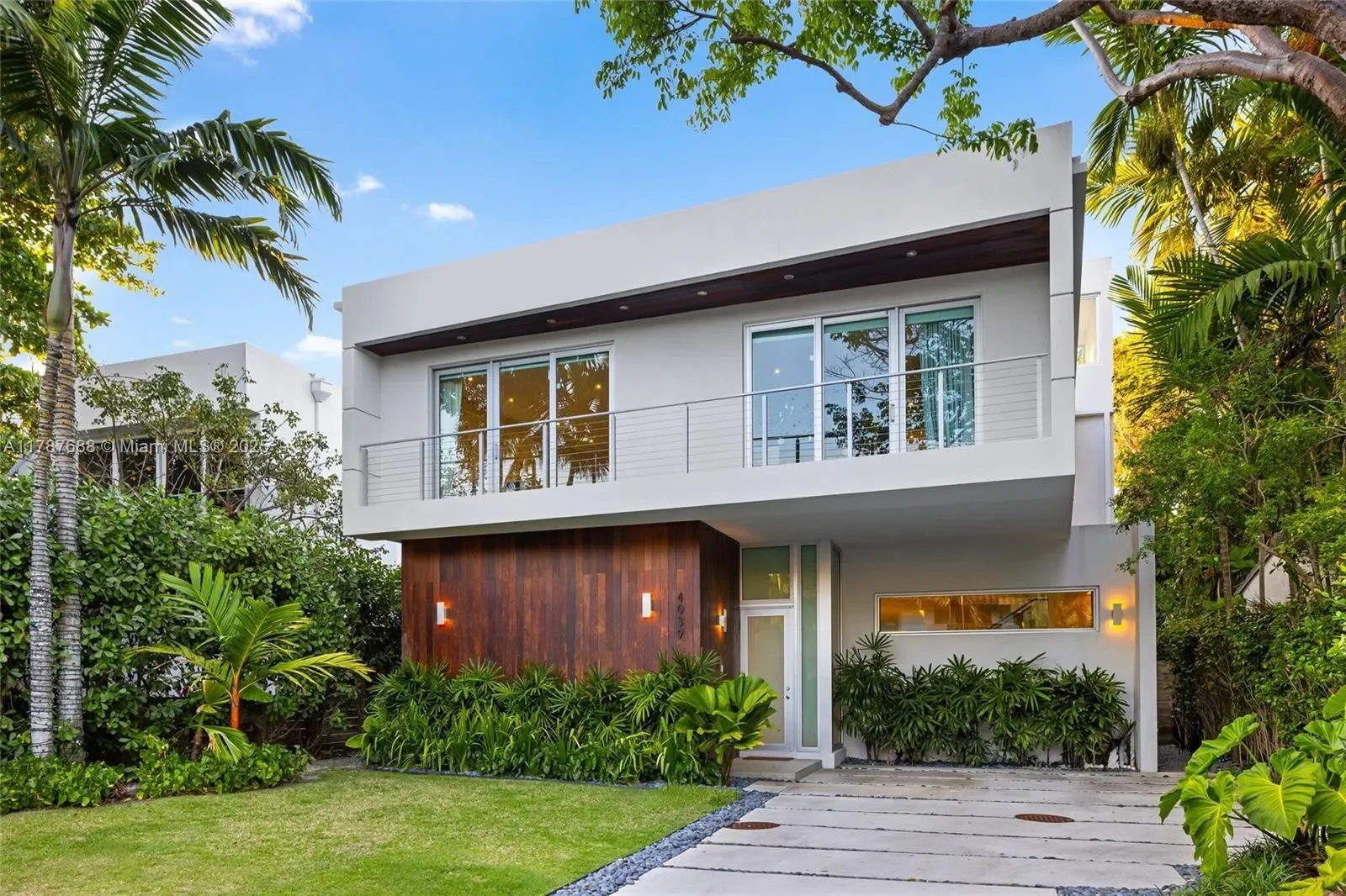 4039 Ventura Ave, Miami, Florida, United States. - Photo 4
