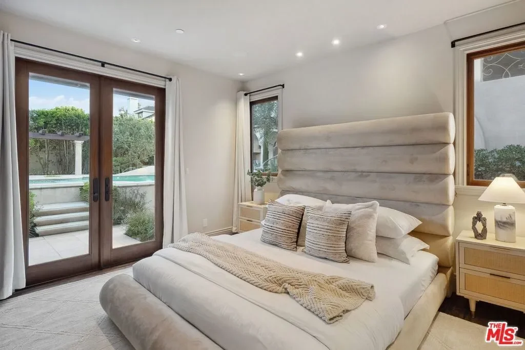 6882 Arizona Avenue, Los Angeles, California, United States. - Photo 44