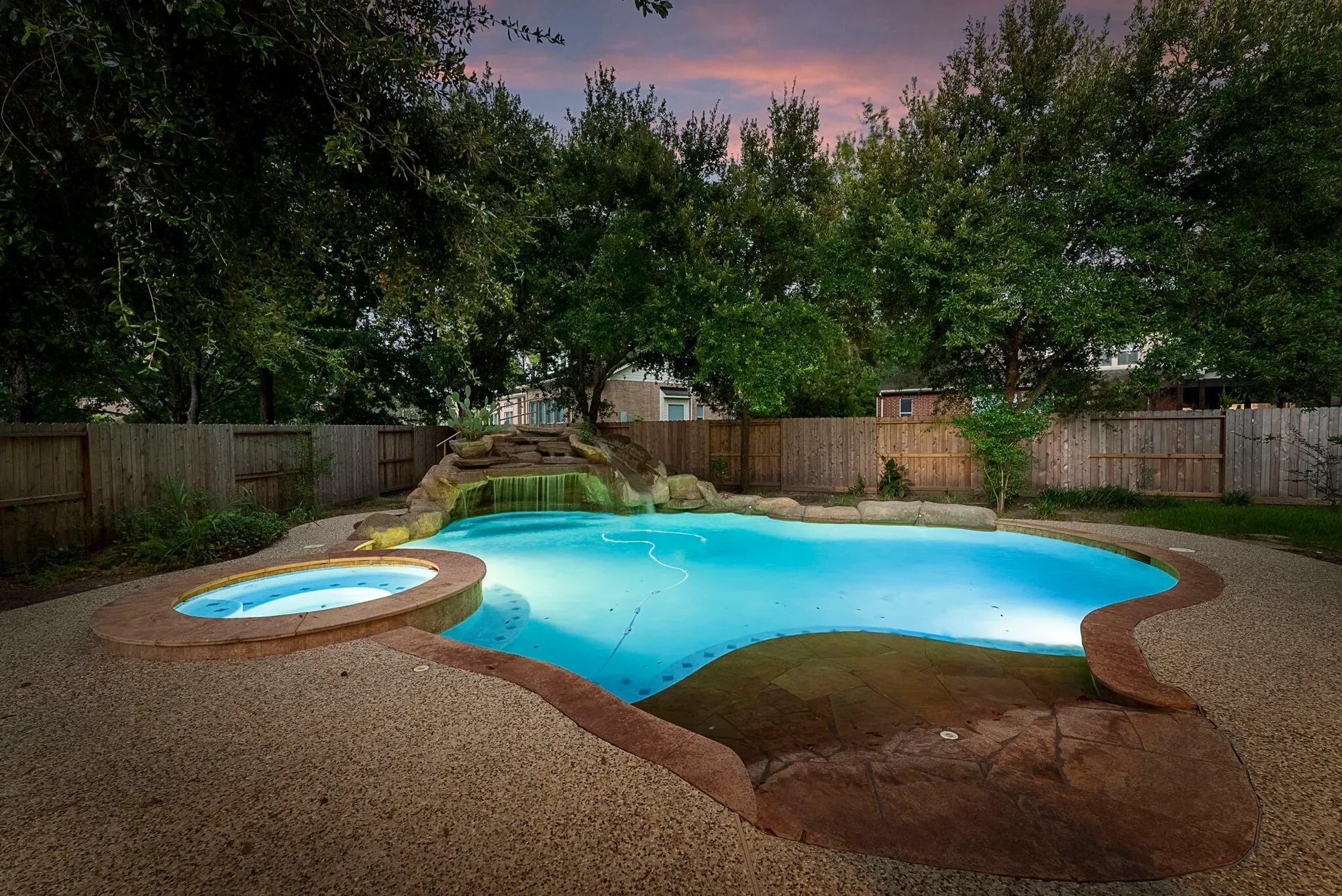 6 Hithervale Court, The Woodlands, TX 77382, The Woodlands, Texas, United States. - Photo 40