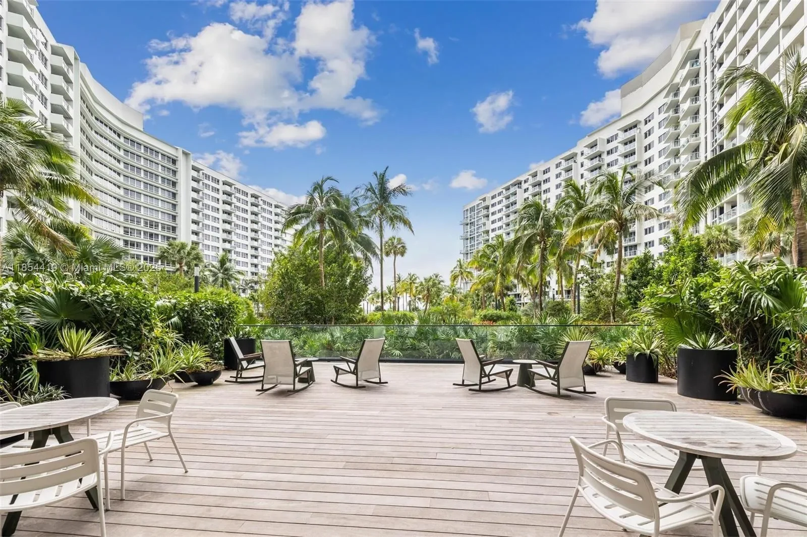 1500 Bay Rd, Miami Beach, Florida, United States. - Photo 9