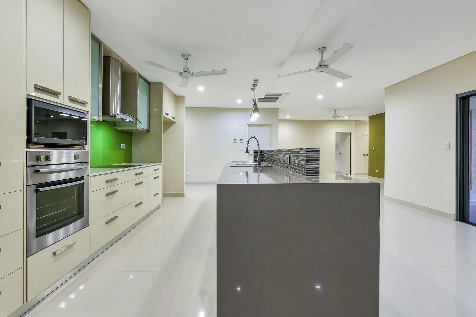 Durack, Haultain Crescent, Durack, Northern Territory, Australia. - Photo 18