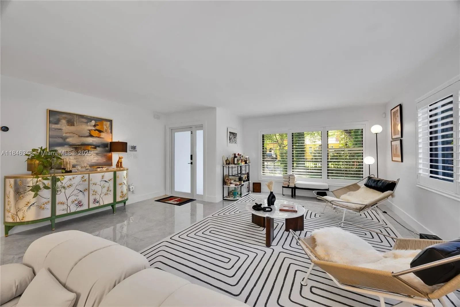 1117 Alberca St, Coral Gables, Florida, United States. - Photo 3