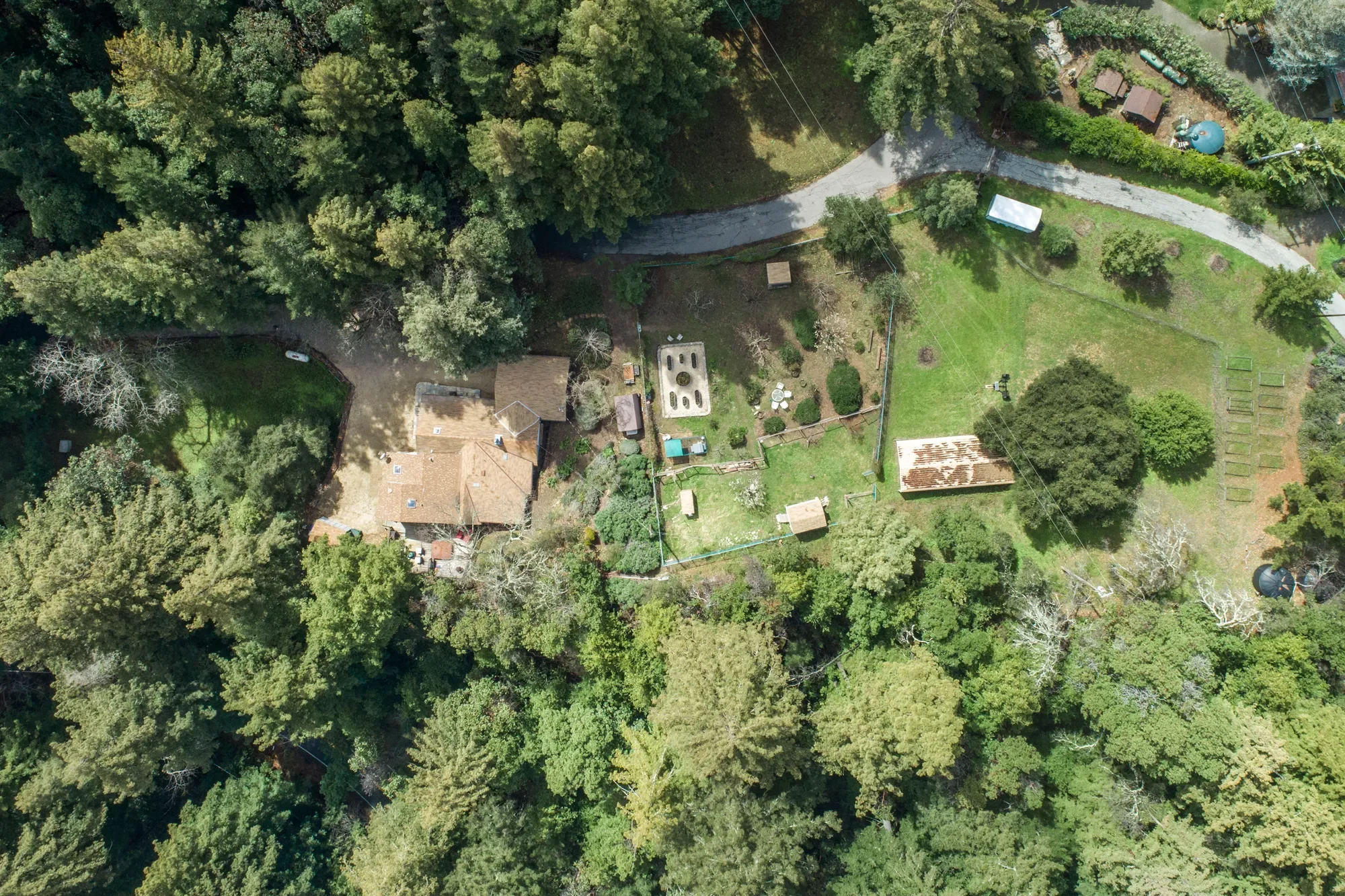 21860 Bear Creek Way , Los Gatos, CA 95033, Los Gatos, California, United States. - Photo 47