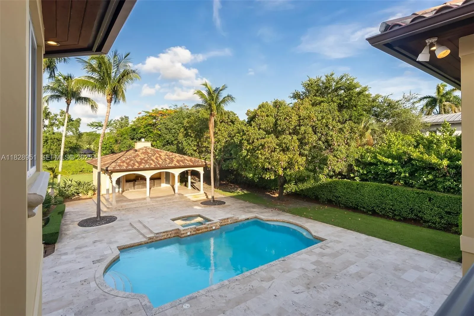 10851 SW 63rd Ave, Coral Gables, Florida, United States. - Photo 38