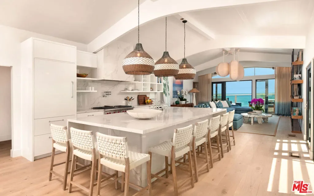 27044 Malibu Cove Colony Drive, Malibu, California, United States. - Photo 32
