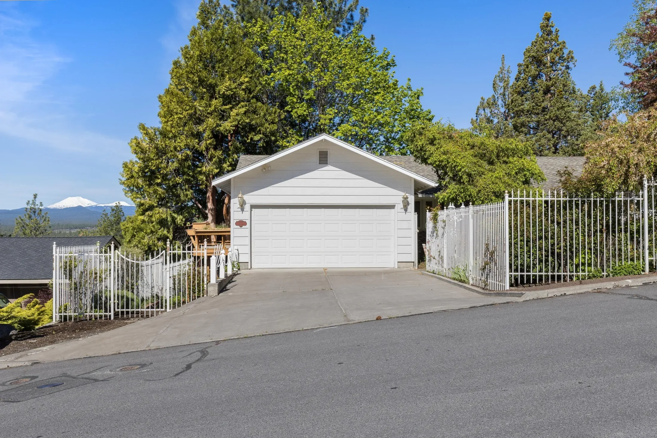 2101 NW Cascade View Drive, Bend, Oregon, United States. - Photo 7