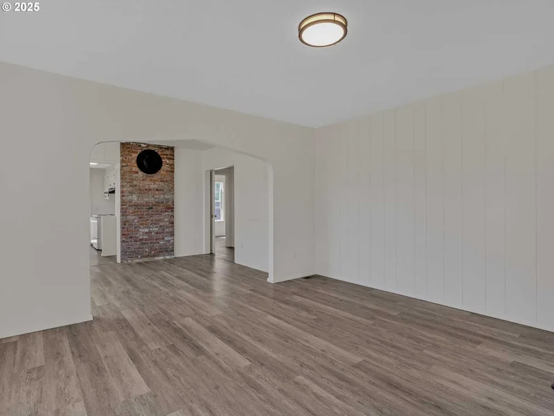 18223 S SPRINGWATER RD, Estacada, Oregon, United States. - Photo 4