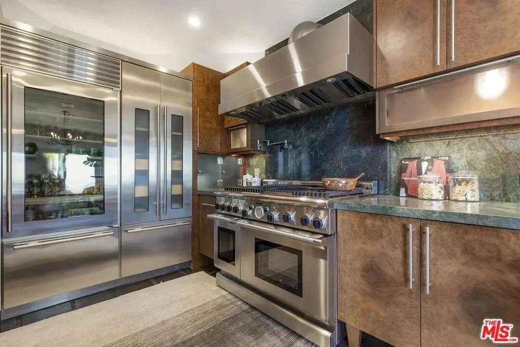 6383 Quebec Drive, Los Angeles, California, United States. - Photo 7