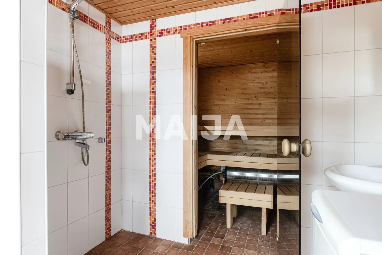 Gallery photo 10
