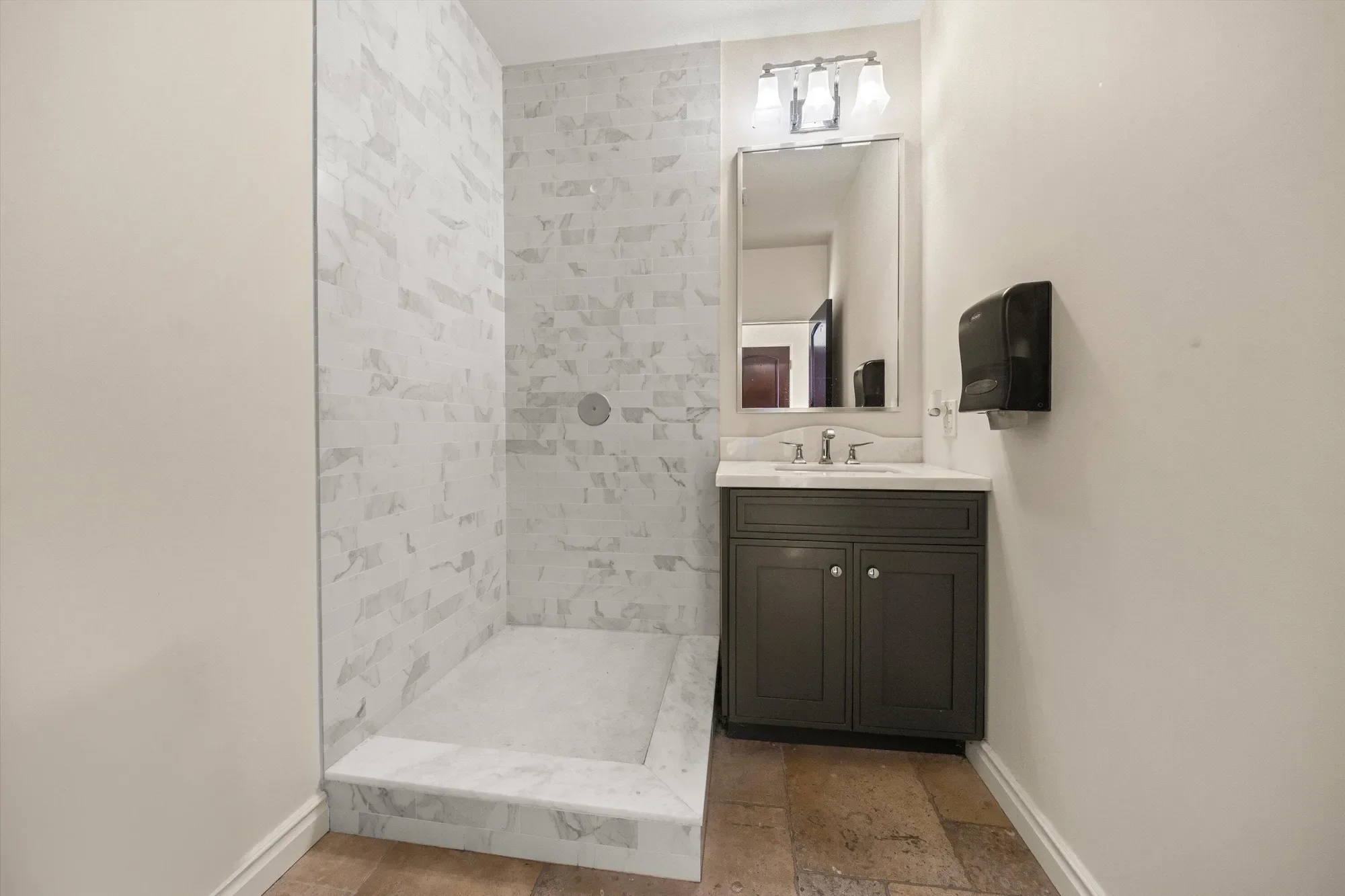 1151-1157 Glenview Road, Montecito, California, United States. - Photo 12