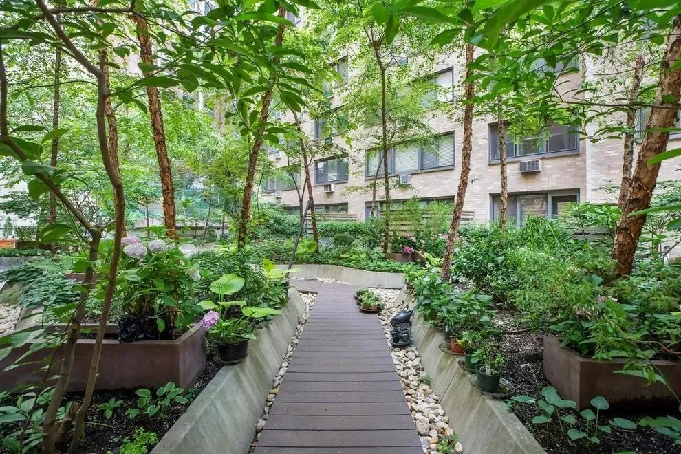 Chelsea Lane, 16 W 16TH ST, New York, New York, United States. - Photo 5