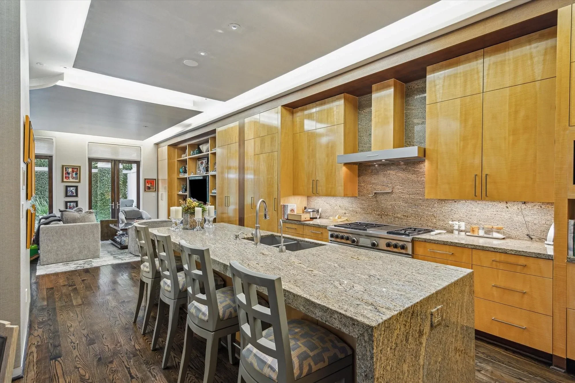 20 Eaton Square, Houston, Texas, United States. - Photo 41