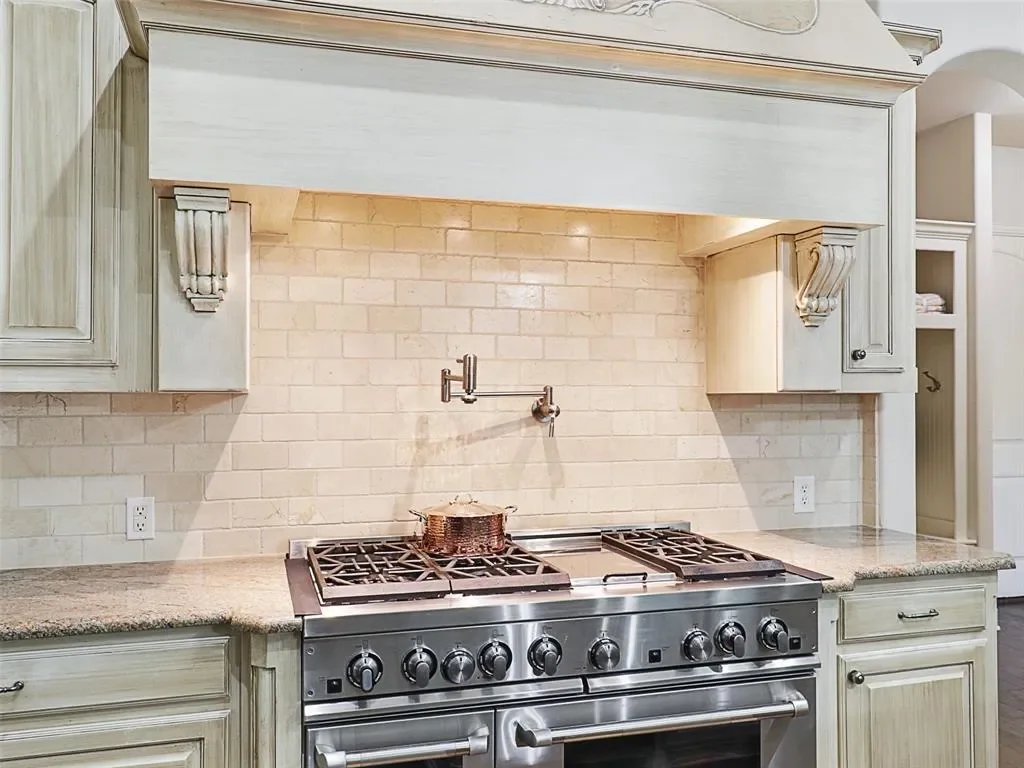 11216 Ashley Lane, Frisco, Texas, United States. - Photo 2