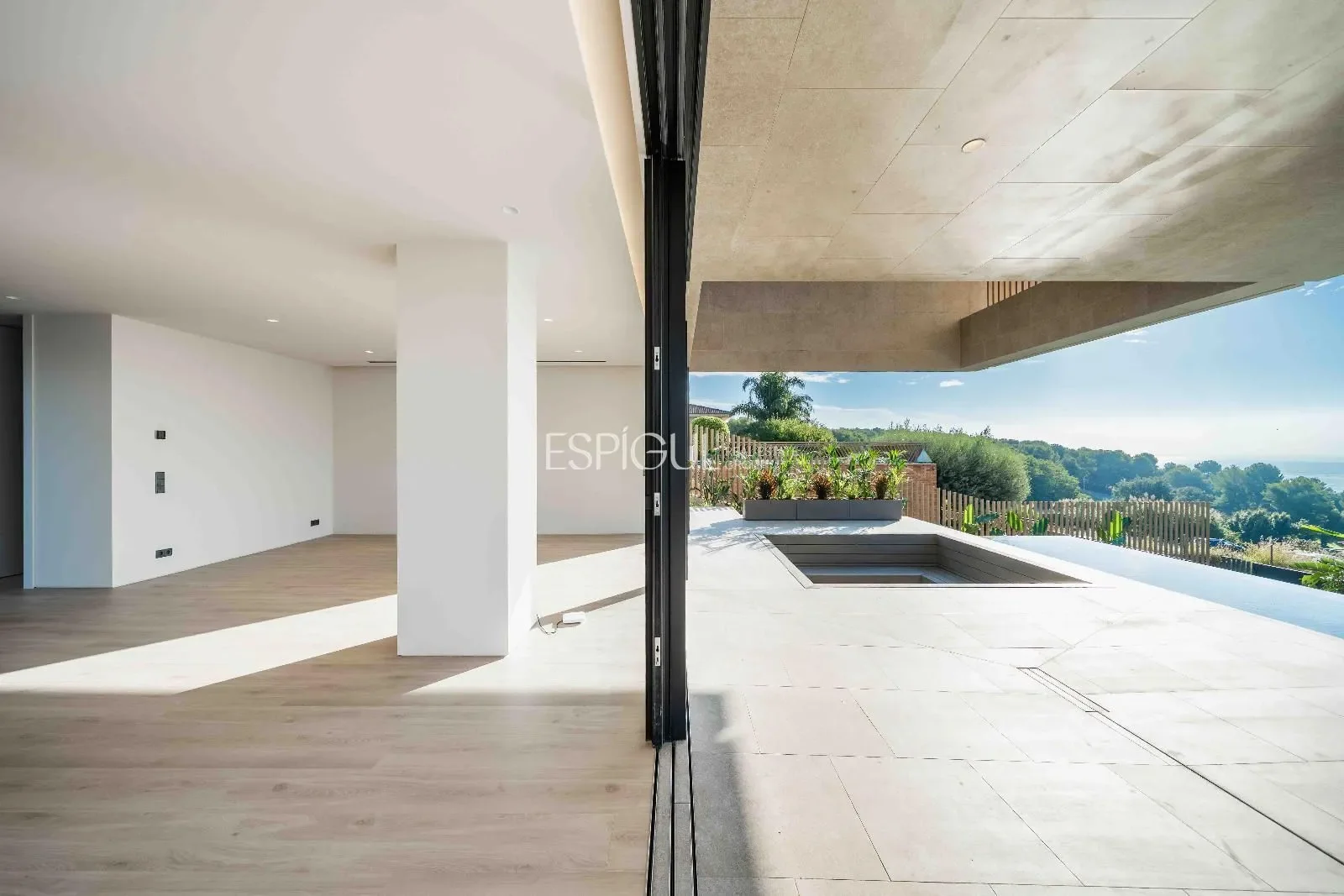 Exterior photo 12