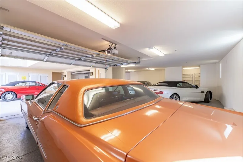 9219 Tesoras Drive 402, Las Vegas, NV 89144, Las Vegas, Nevada, United States. - Photo 49