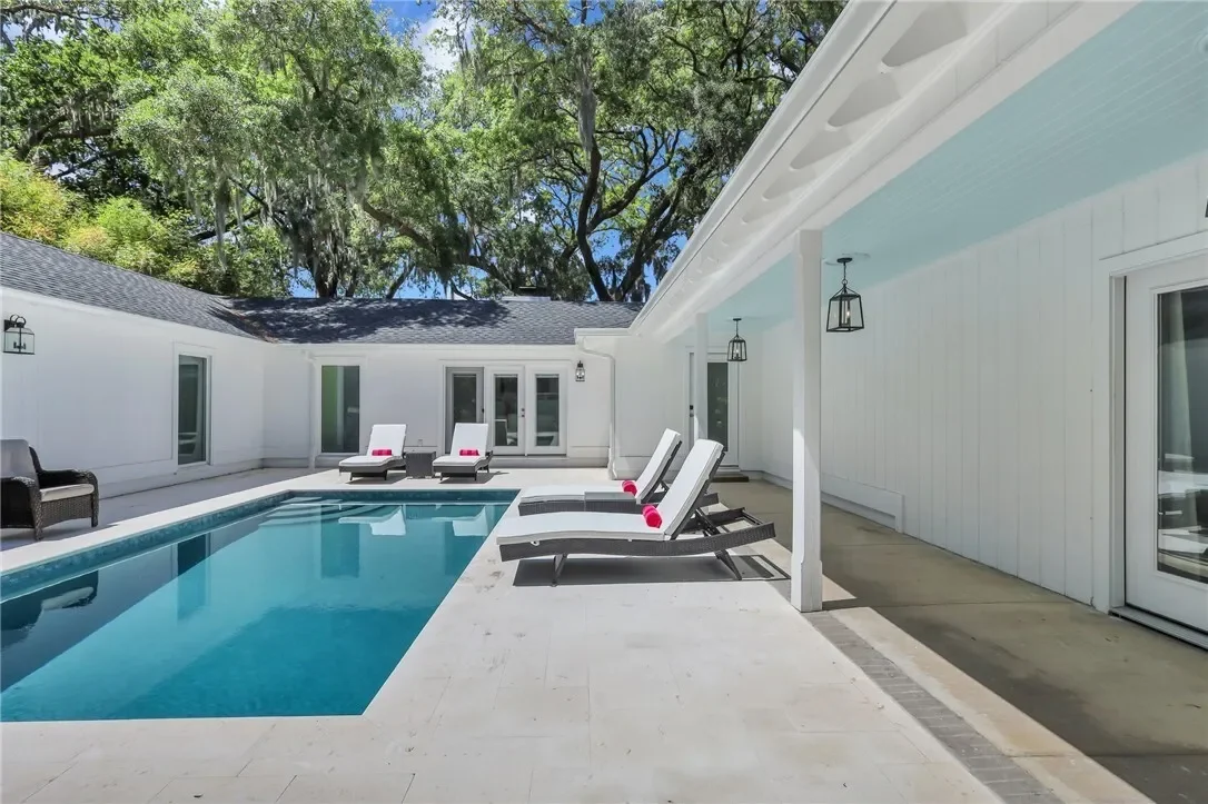 121 Colonial Drive, St Simons Island, GA 31522, St. Simons, Georgia, United States. - Photo 14