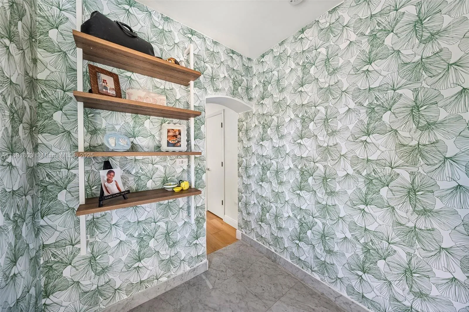 2701 N Bay Rd, Miami Beach, Florida, United States. - Photo 34