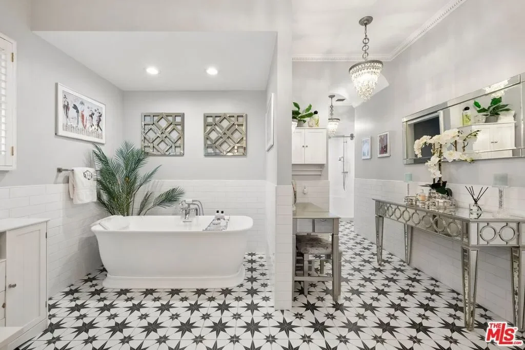 820 N Verano Drive, Glendora, California, United States. - Photo 12