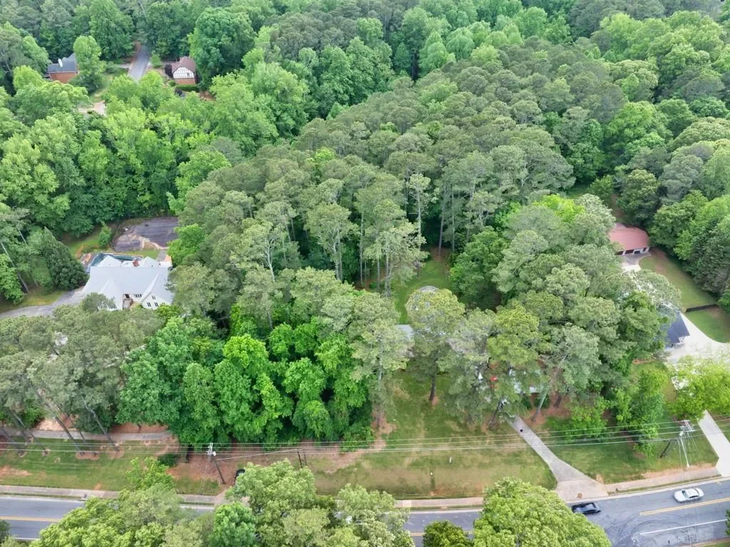881 Rockbridge Road SW, Stone Mountain, Georgia, United States. - Photo 52