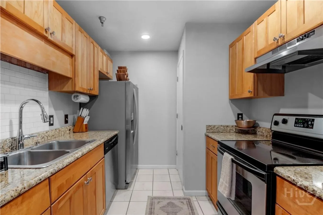 411 W Congress Street 5, Savannah, Georgia, United States. - Photo 11