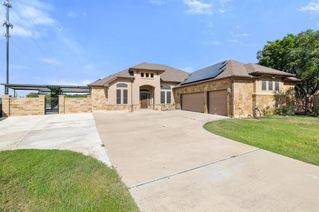 321 Sarahs LN, Liberty Hill, Texas, United States. - Photo 7