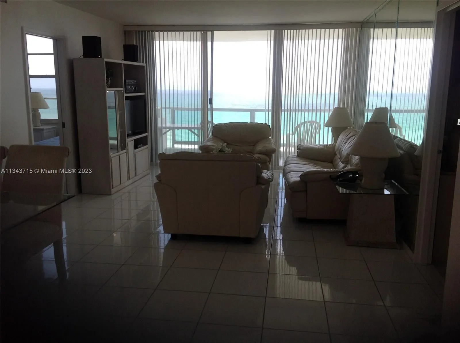 5151 Collins Ave #1119, Miami Beach, FL 33140, Miami Beach, Florida, United States. - Photo 12