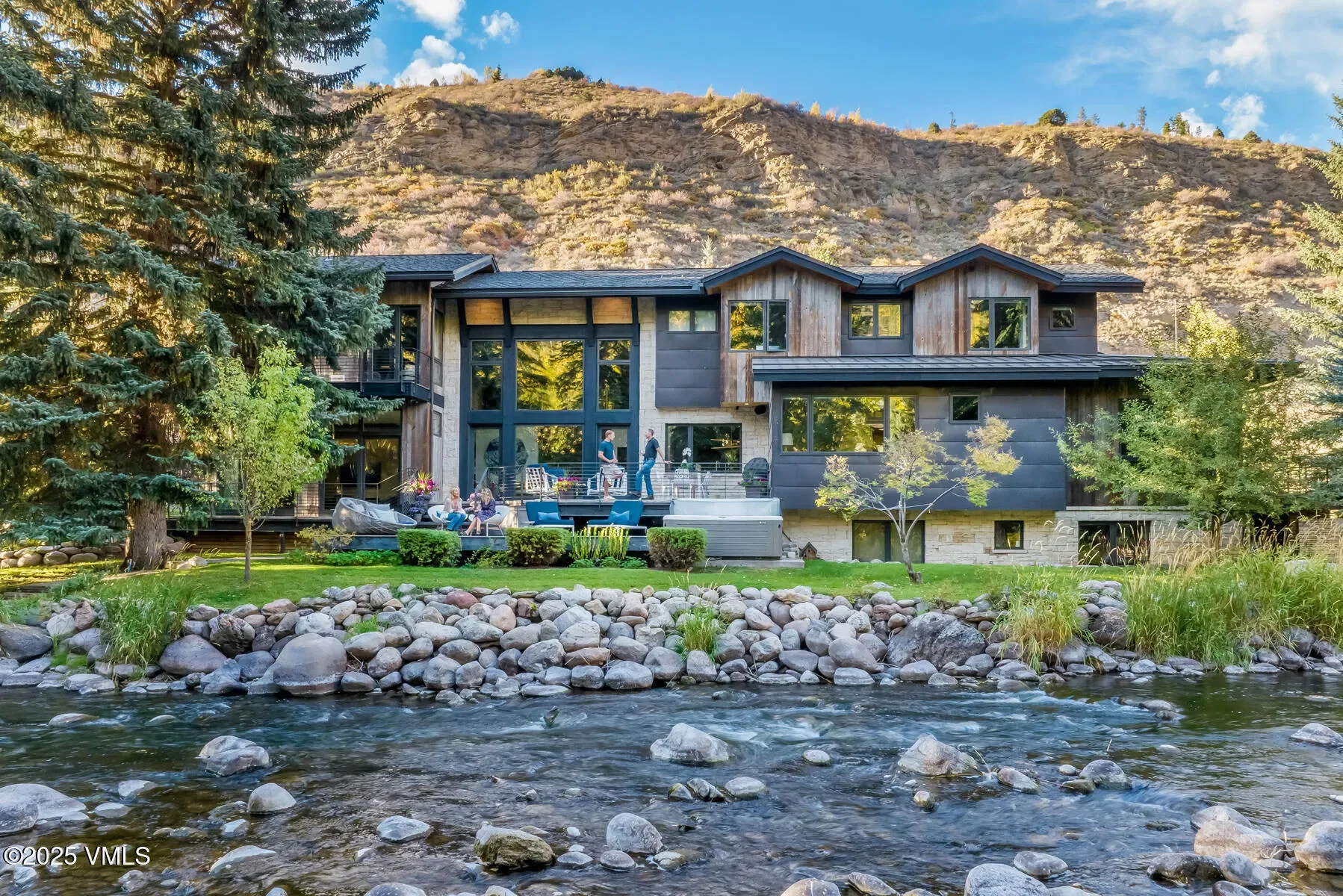 2764 S Frontage Road, Vail, Colorado, United States. - Photo 56