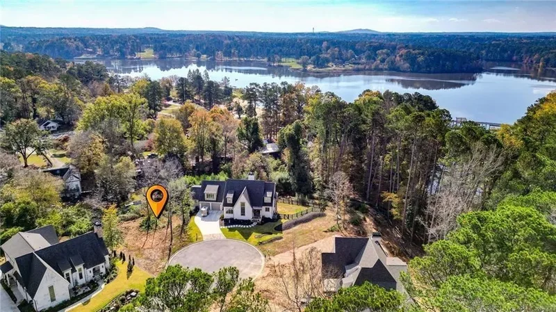 4408 Lakeview Court, Acworth, GA 30101, Acworth, Georgia, United States. - Photo 2