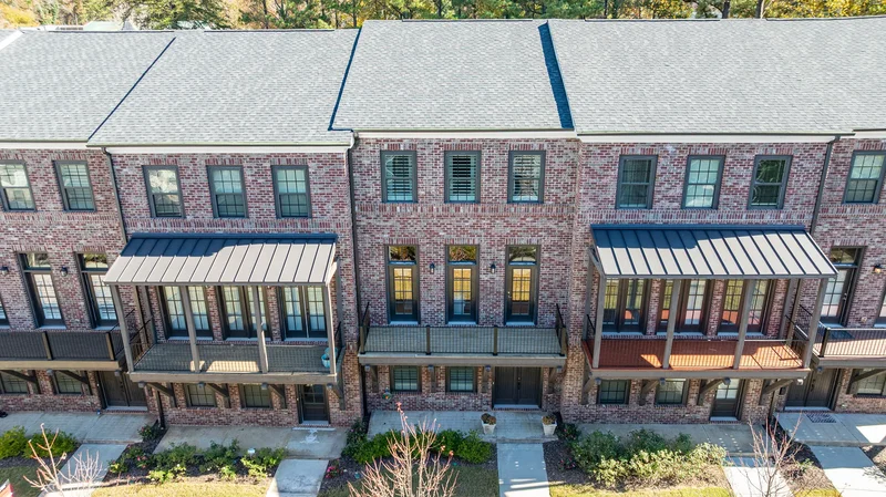767 Hadley Lane NE , Marietta, GA 30068-5529, Marietta, Georgia, United States. - Photo 52