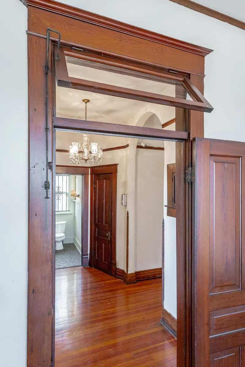 930 Oak Street, Chattanooga, TN 37403, Chattanooga, Tennessee, United States. - Photo 38
