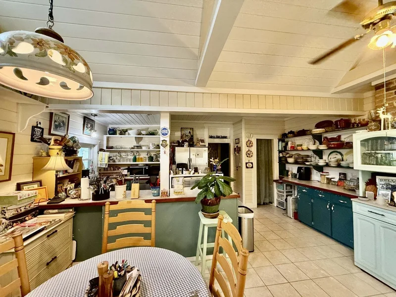 101 Webb Rd E, Bell Buckle, TN 37020, Bell Buckle, Tennessee, United States. - Photo 25