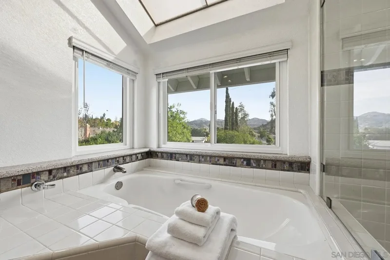 13366 Twin Circle Ct, Poway, California, United States. - Photo 21