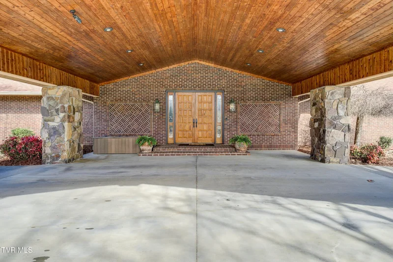 373 Dalewood Road, Johnson City, TN 37601, Elizabethton, Tennessee, United States. - Photo 18