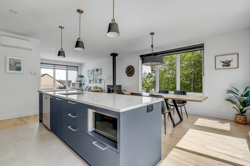 32 Rue du Minot-de-Pommes, Petite-Rivière-Saint-François, Quebec, Canada. - Photo 4