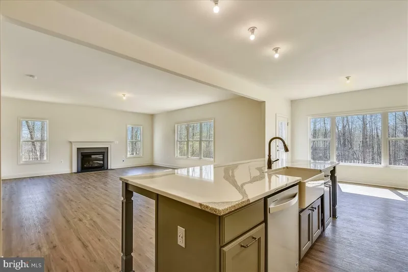 15641 Sunshine Ridge Lane , Gainesville, VA 20155, Nokesville, Virginia, United States. - Photo 9