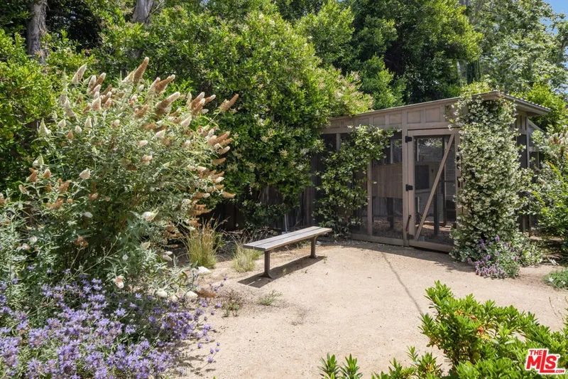 13214 Riviera Ranch Road, Los Angeles, California, United States. - Photo 24