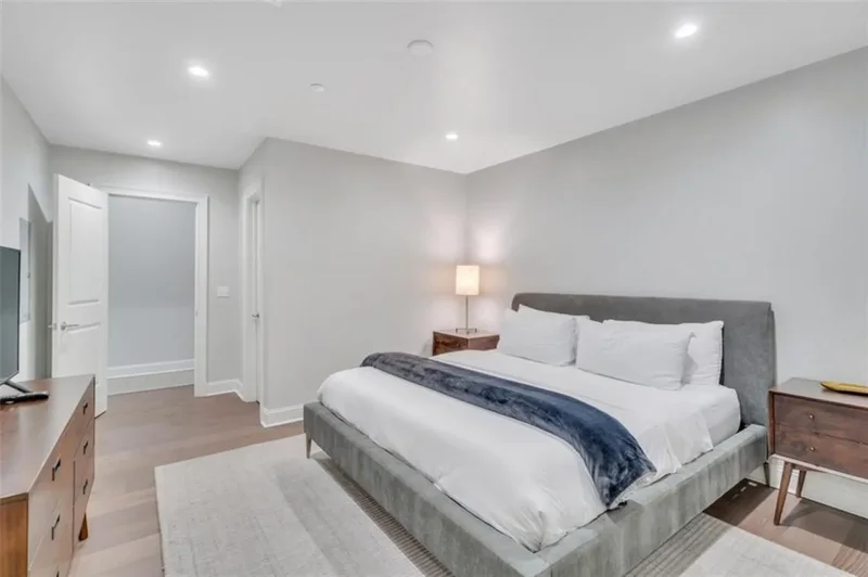 731 ST CHARLES Avenue 304, New Orleans, Louisiana, United States. - Photo 15
