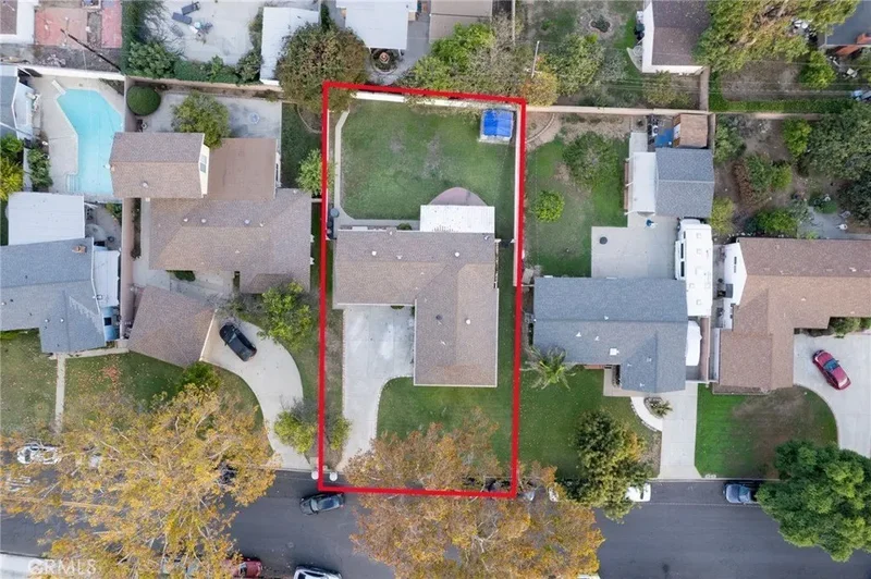 3 Bedrooms Single Family Detached