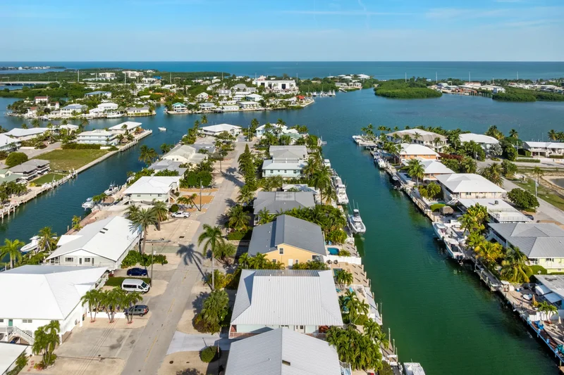 640 9th Street, Key Colony Beach, FL 33051, Key Colony Beach, Florida, United States. - Photo 58
