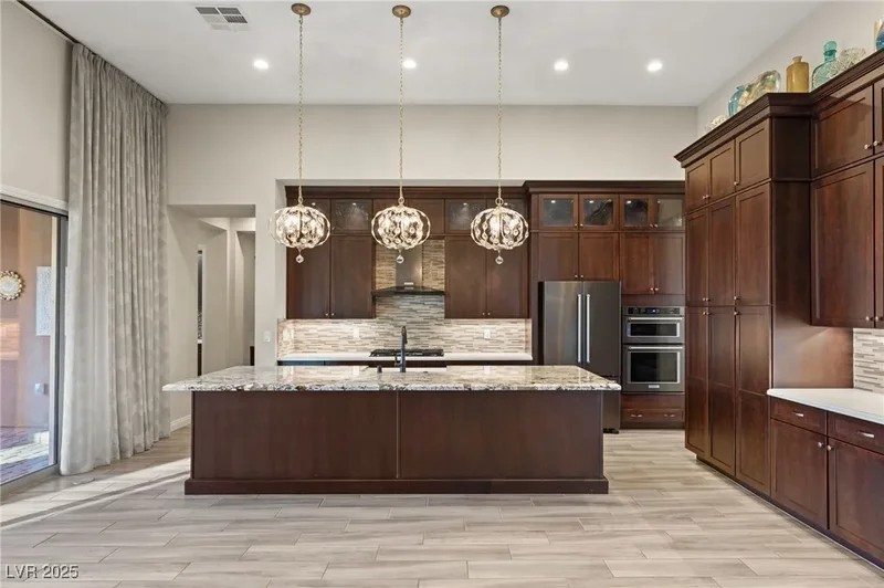 10179 Emerald Sunset Court, Las Vegas, Nevada, United States. - Photo 12