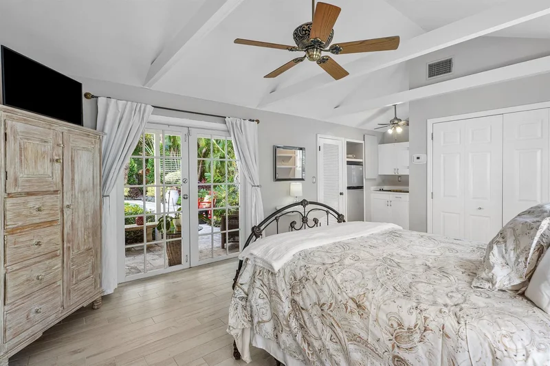 802 NE 2nd Street, Delray Beach, Florida, United States. - Photo 37